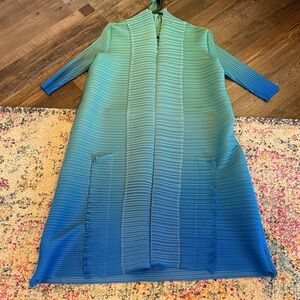 Elegant Blue-Green Pleated Dress